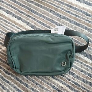 NWT Lululemon Athletica Everywhere Belt Bag 1L (Tidewater Teal)